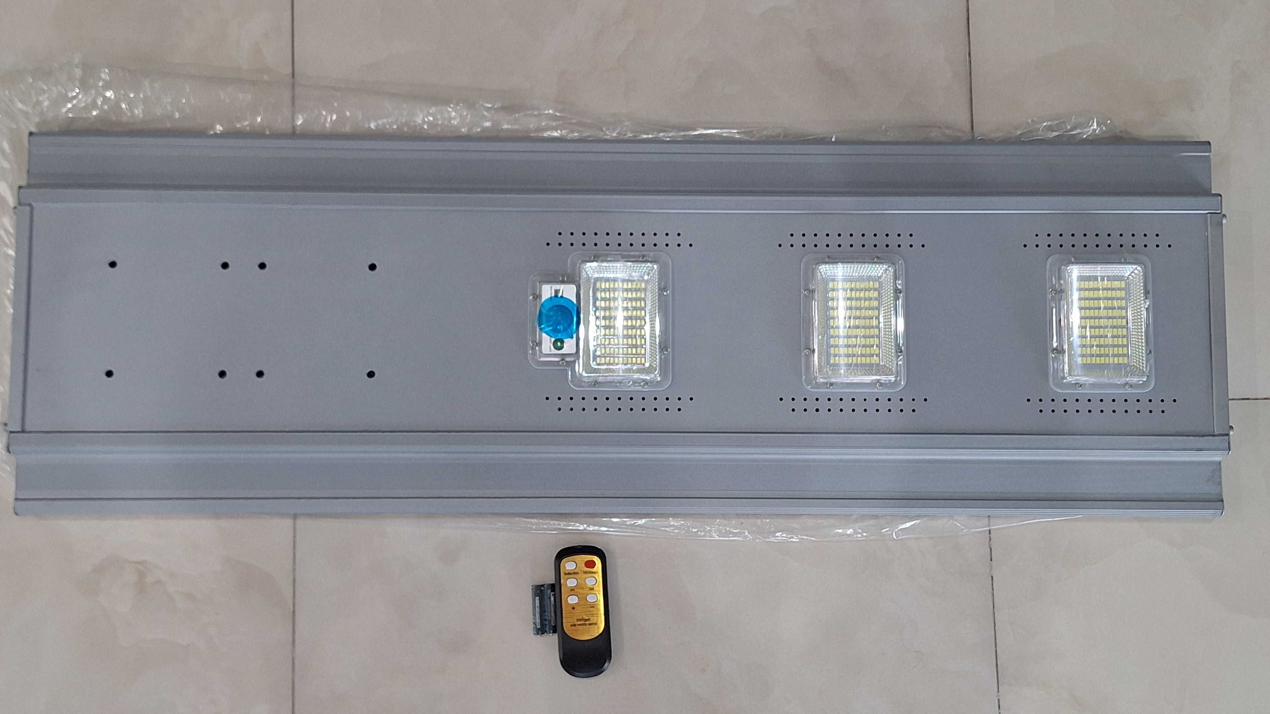 Соларни лампи 200W, 300W, с дистанционно