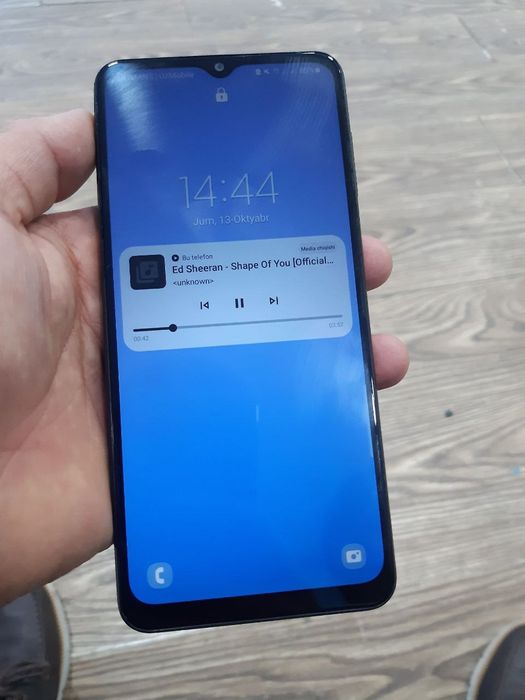 Samsung Galaxy A12