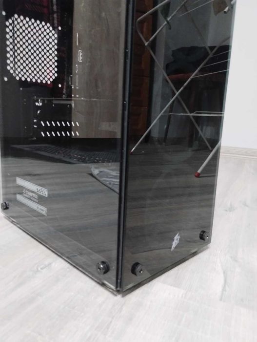 Gaming PC (Nvidia GTX 1650; Intel Core-i5 11400F; 16GB RAM; 1TB)