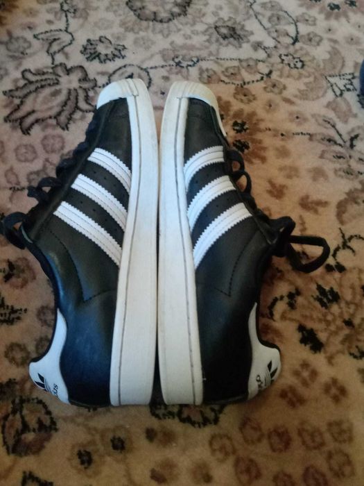 Adidași dama , Adidas Superstar , mărimea 38.5 aproape noi