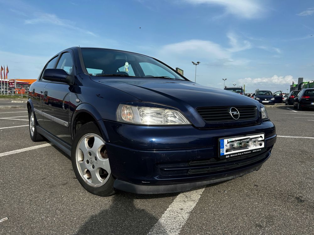Opel asta G 1.6 benzina