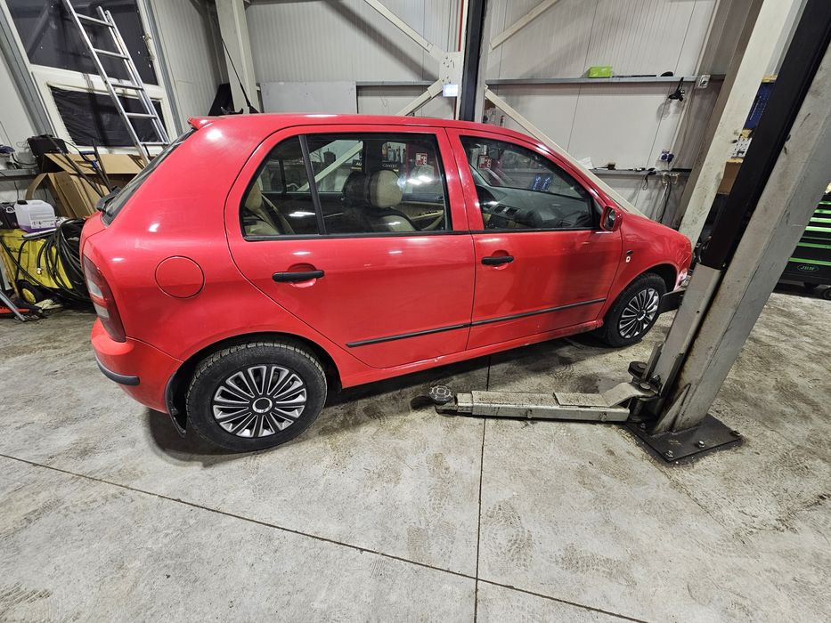 Vand Skoda Fabia Elegance (2000) 1.9D 132 cp