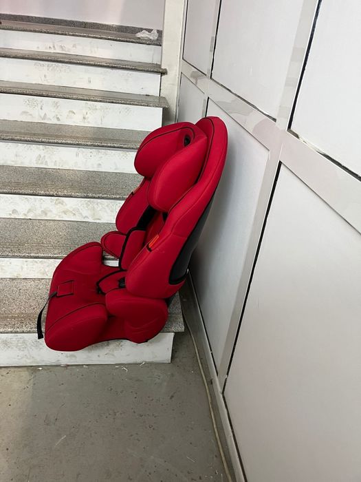 Scaun auto copii  rosu