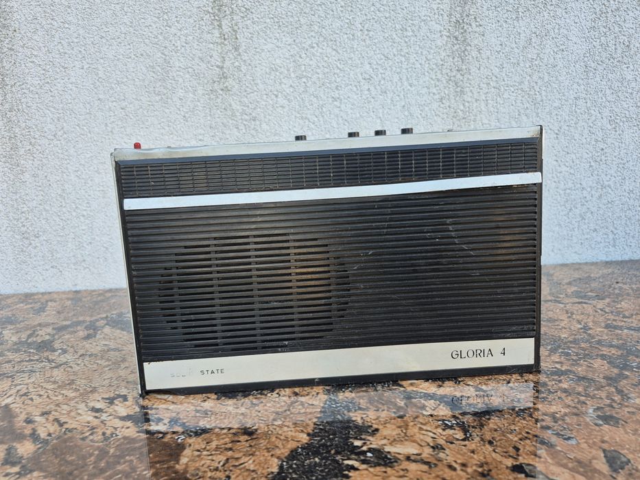 Radio receptor portabil Gloria 4,RP1524- nefuncțional 

- radio este n