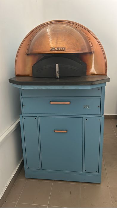 Cuptor pizza napoletana, vitrina inghetata, masa rece pizza