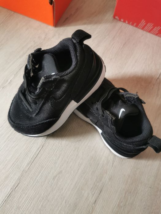 Маратонки Nike  чисто нови са