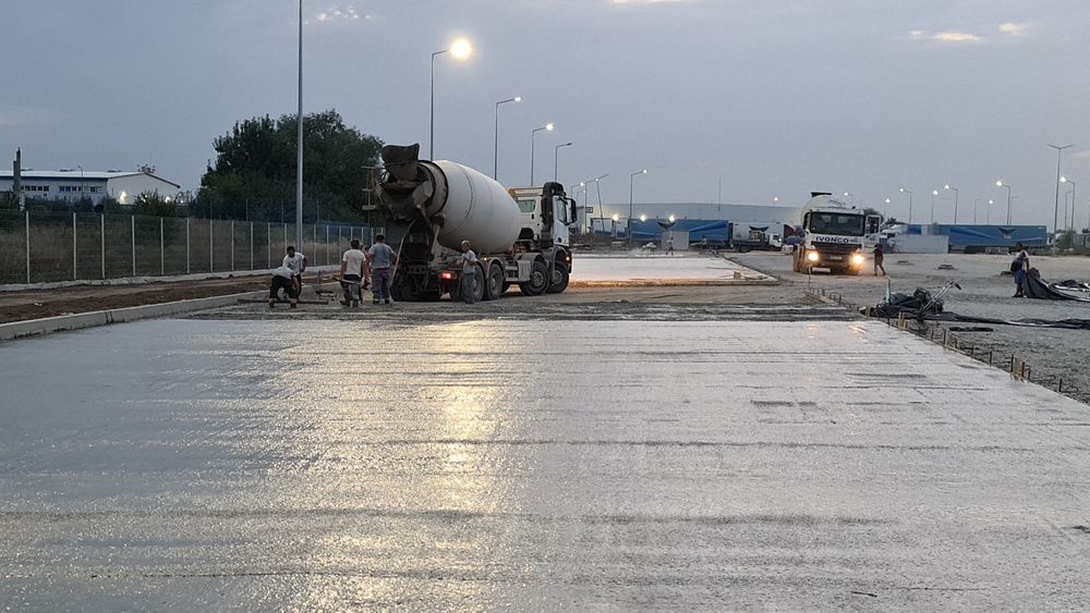 Șapa Beton - finisat cu elicopter și cuart, Ciment sclivisit, Periat !