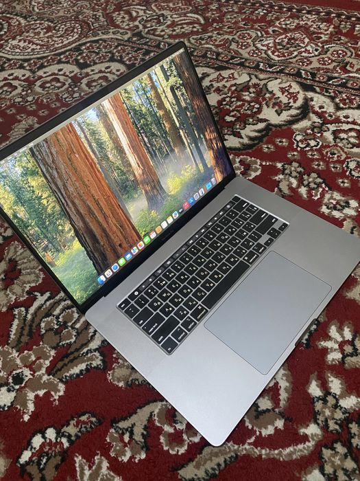 MacBook Pro 16-inch