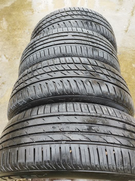 Vând jante cu cauciucuri r15,