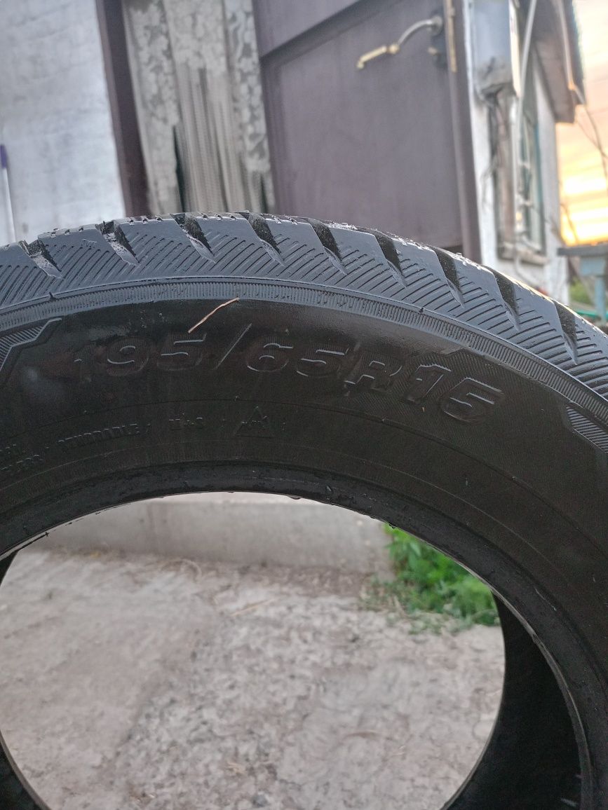 Продам зимнюю резину