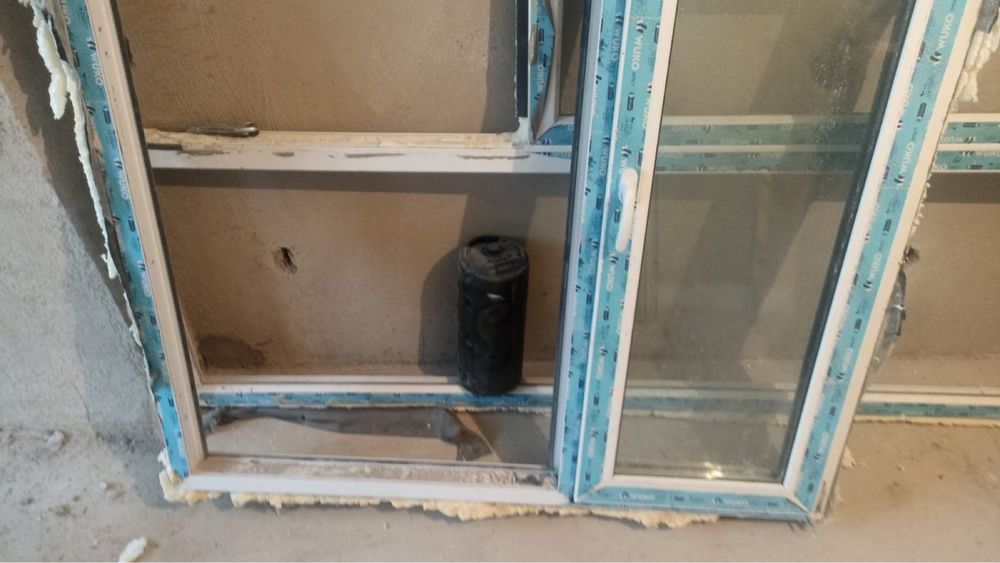 Продаются стекла однопакетные, снятые с лоджии. 6 кв.м.