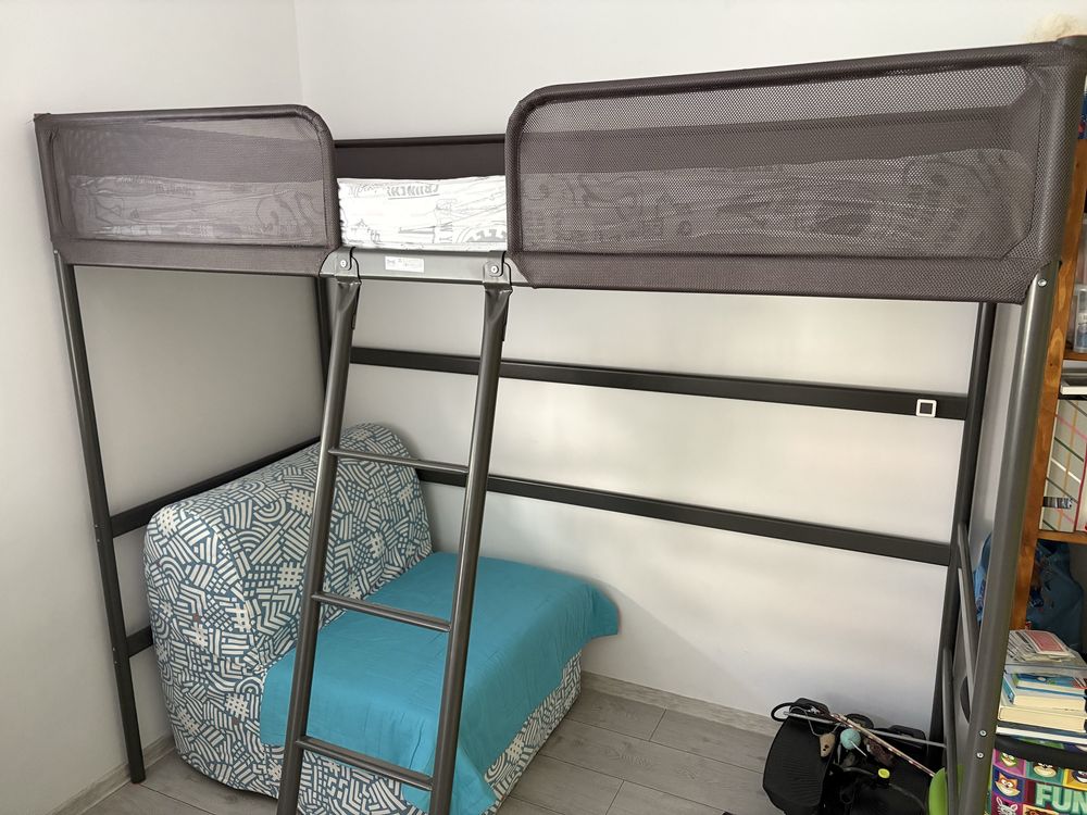 Pat supraetajat Ikea, impecabil + saltea,