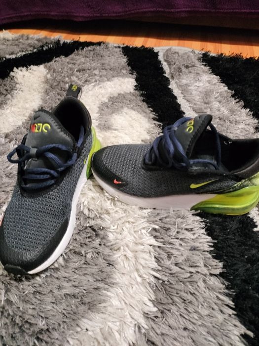 Vând adidași NIKE AIR 27C original