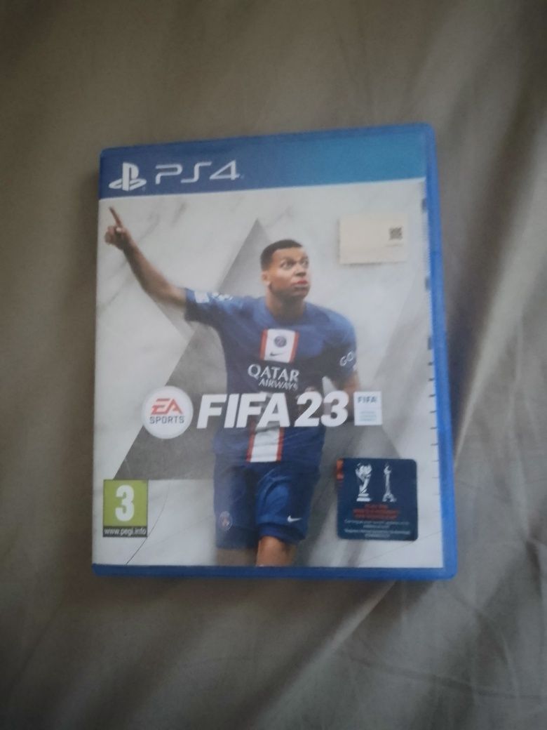 FIFA 23 PS 4 slim