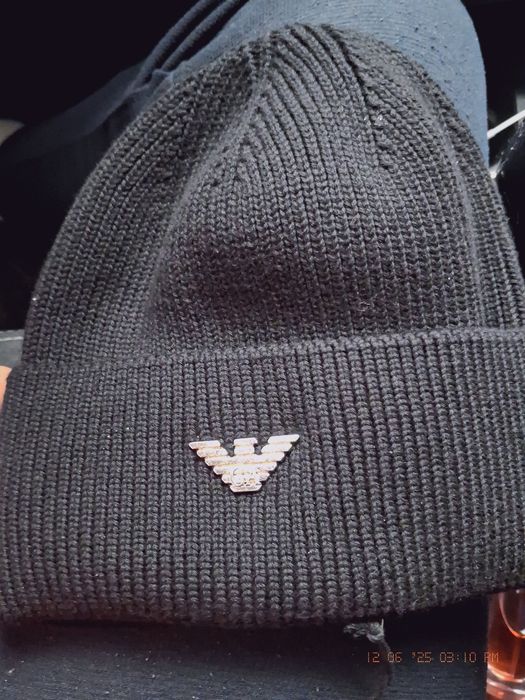 Fes original Armani nou cu eticheta