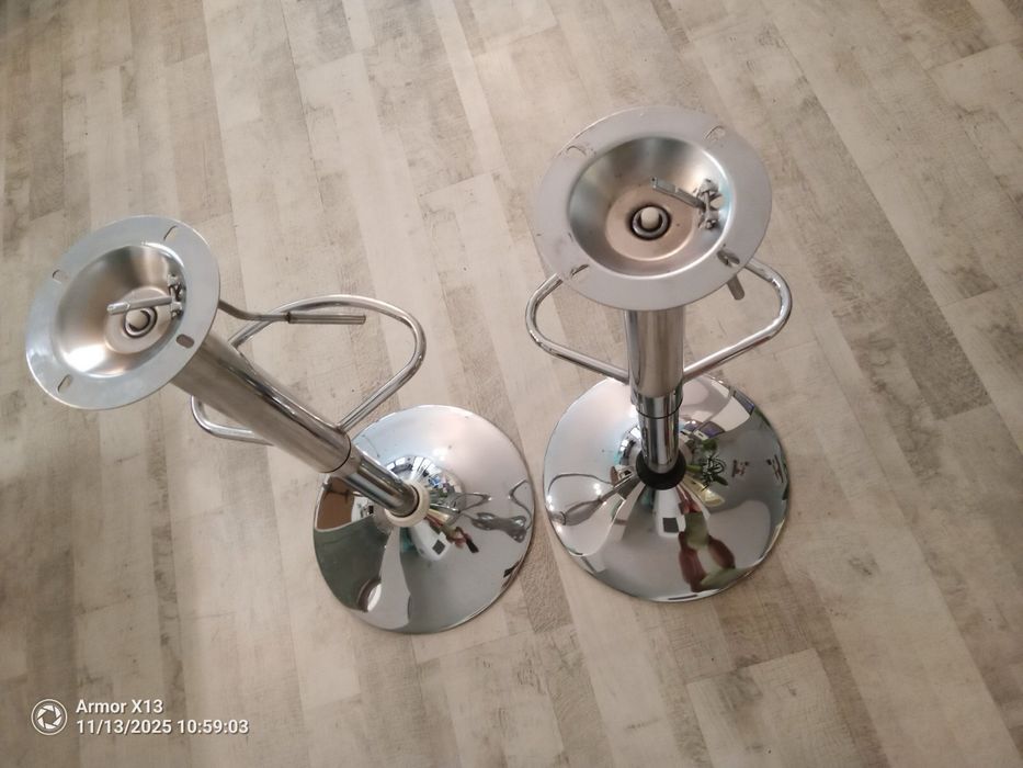 Стойки за бар плот с амортисьор