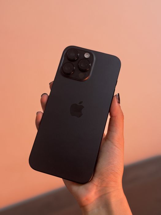 iPhone 16 Pro Max 99%— 256 GB