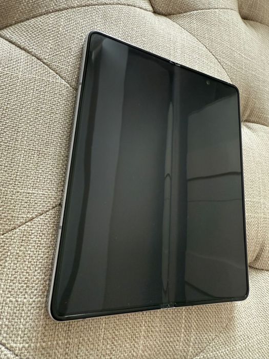 Samsung Galaxy Z Fold 5 de 512 GB, 12gb RAM