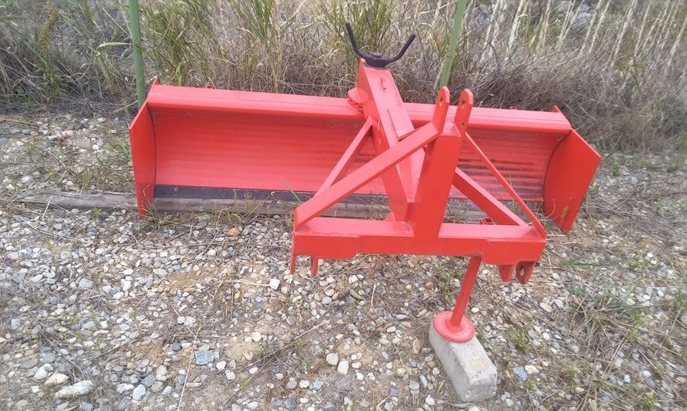 Lama de zăpadă sau nivelare