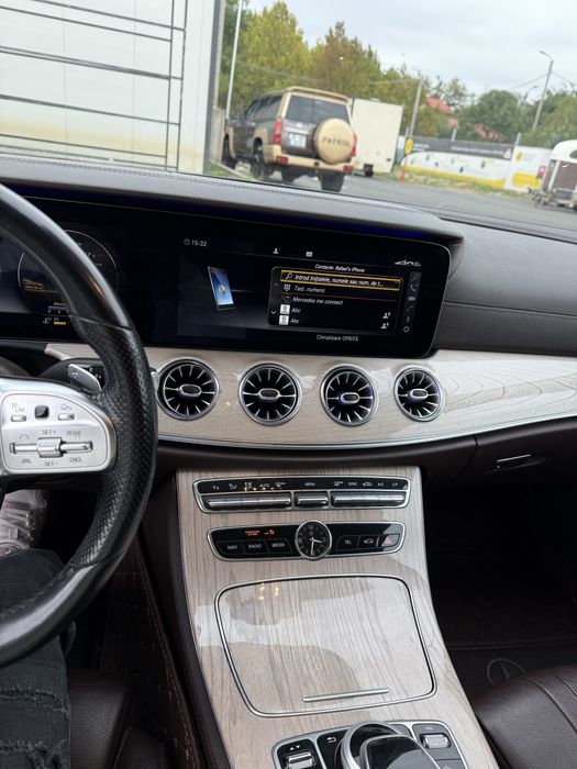 Mercedes Benz CLS