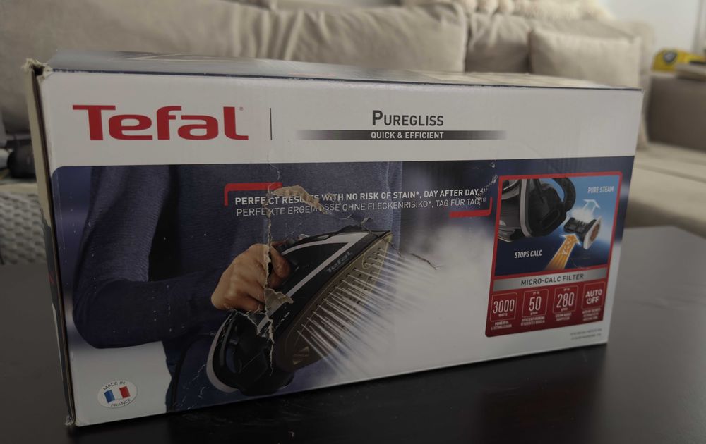 Fier de calcat TEFAL Puregliss NOU, amabalaj deteriorat