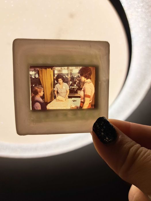 Vând Diapozitive din anul 1983