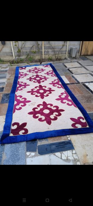 Текемет ручной работы