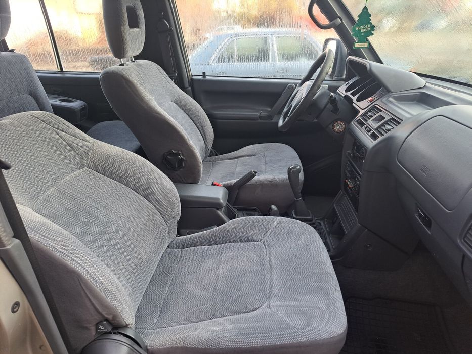 Mitshubishi pajero 2.5 an 2004 clima