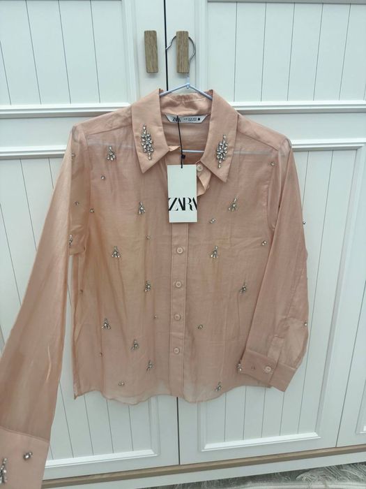 Рубашка Zara  с камушками