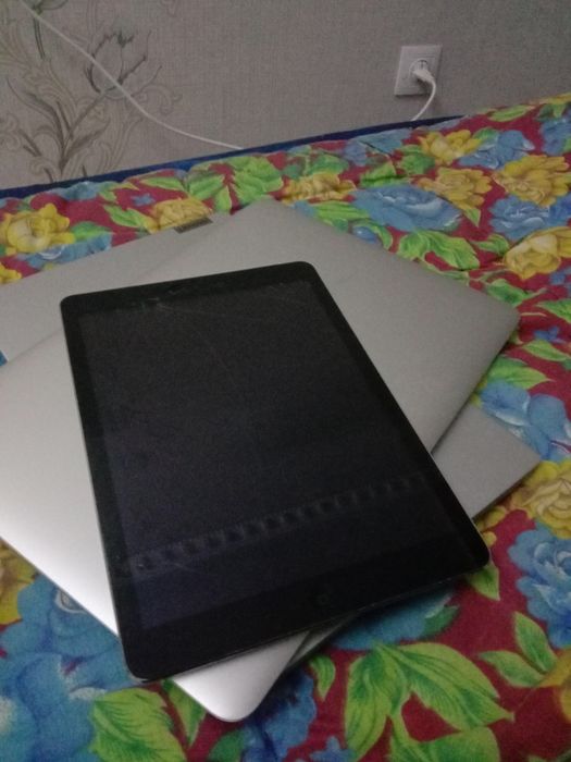 Продаю срочно iPad