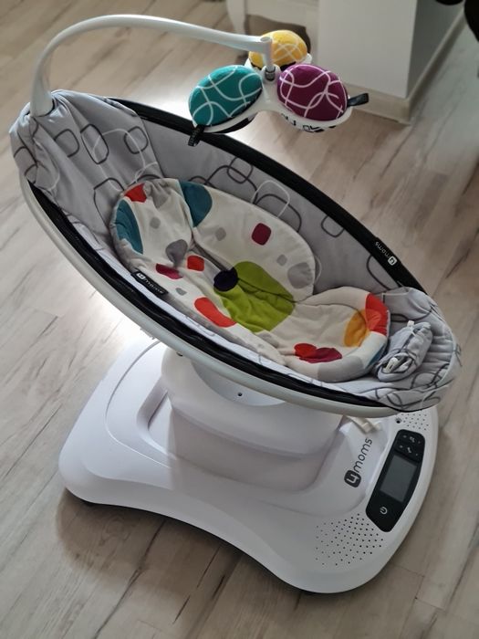 Leagan Electric Bebelusi 4Moms Mamaroo 4.0.