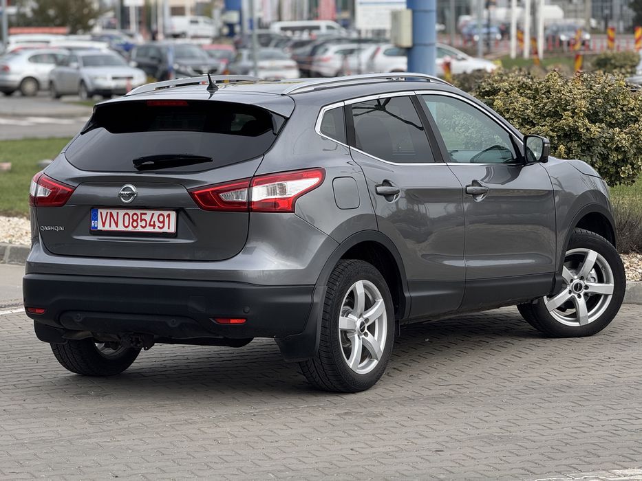 Nissan Qashqai 2018 1.6 Diesel Led/Panorama/Side/Lane/Distronic/Camere