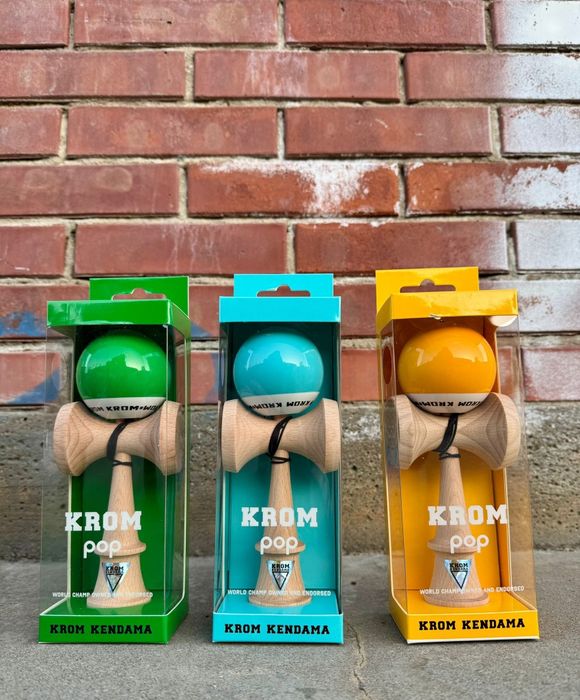 Kendama KROM Pop LOL originală