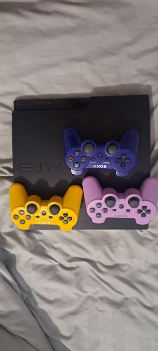 Продам пс3 в отличном состоянии