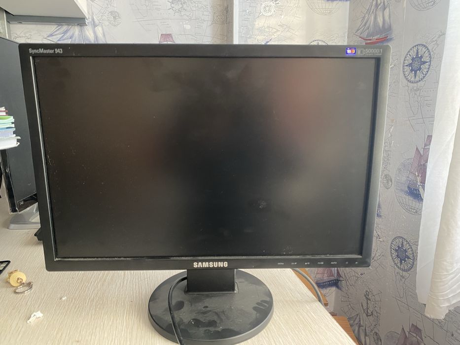 Продам монитор самсунг