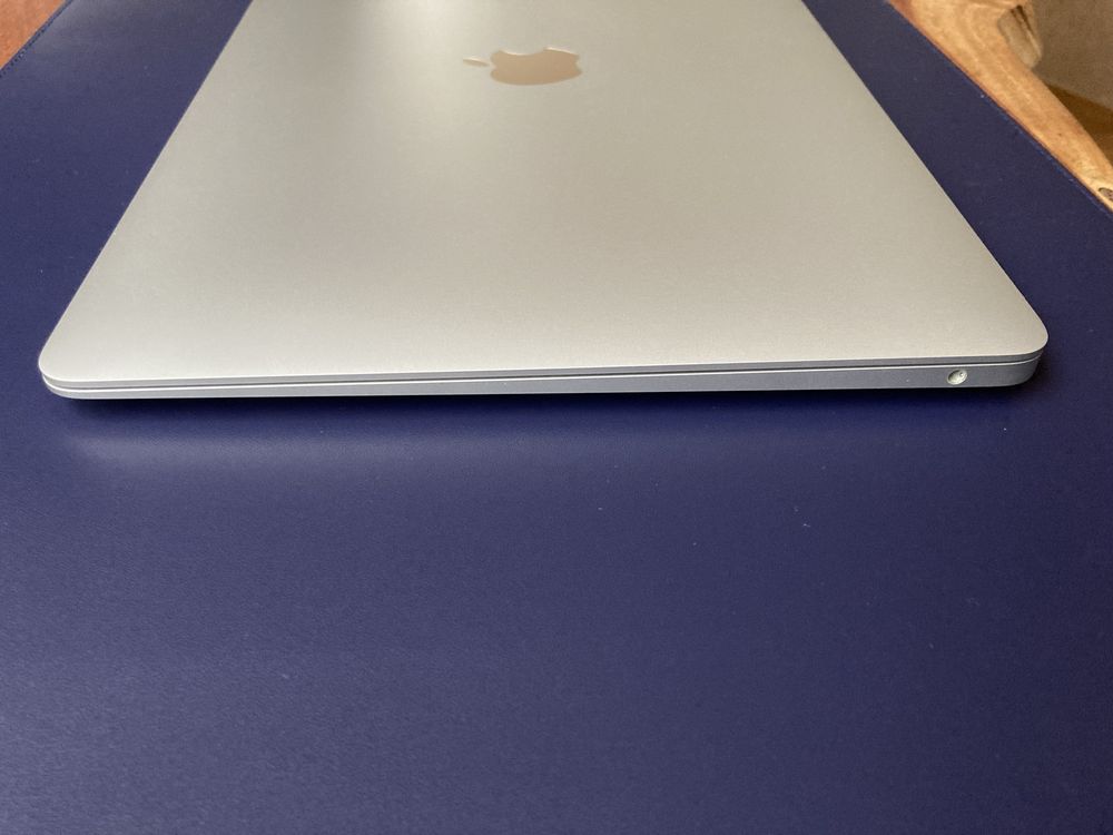 Laptop MacBook M1