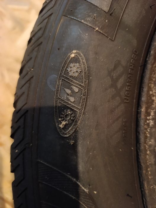 Vând roti SKODA FABIA,POLO, foarte bune M+S.