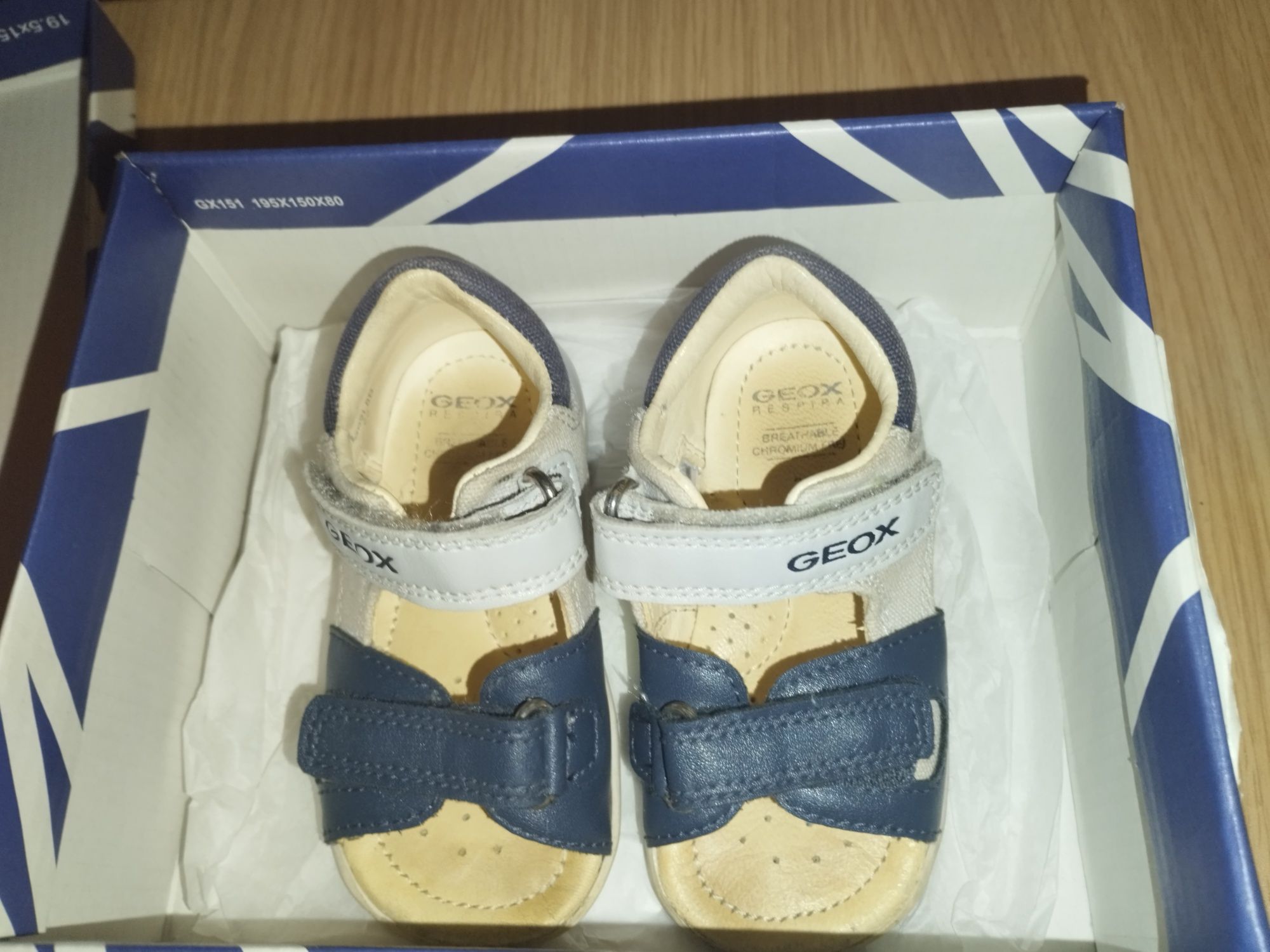 Детски сандали Geox