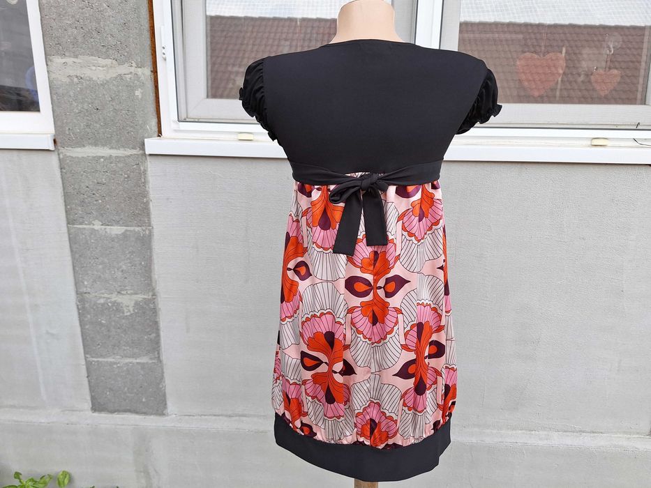 Pink Vanilla | rochie dama | bust 82 cm | mar. 40 - 42 | M - L