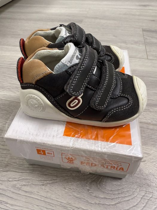 Sneakersi Biomecanics 20