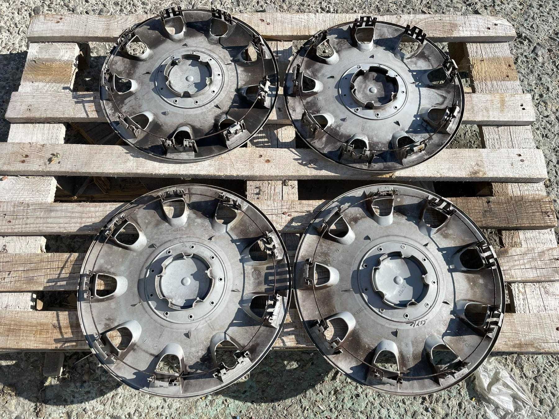 15 цола Тасове VW Touran Jetta Golf Volkswagen 1T0601147 Оригинал
