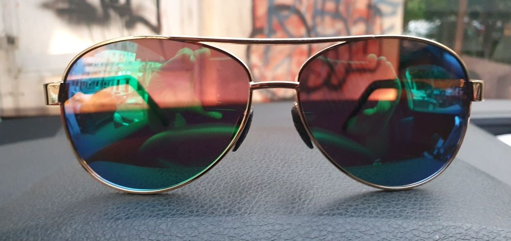 Ochelari de Soare Polarizati pentru barbati, lentile verzi pe exterior