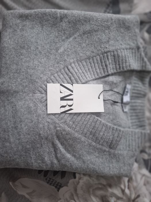 Дамски пуловер на Zara