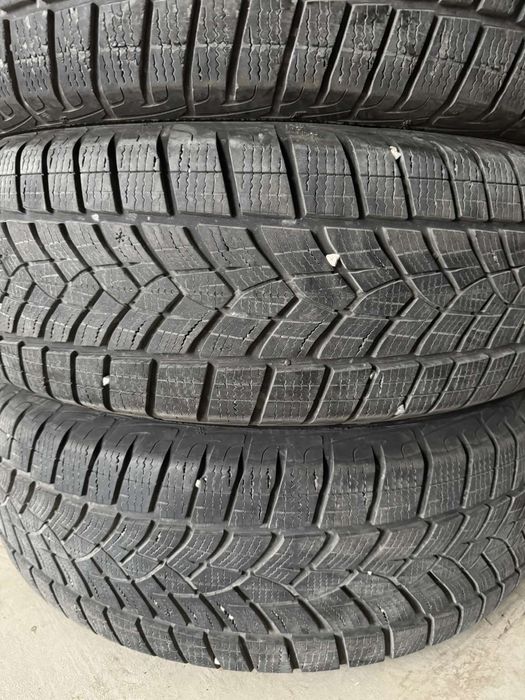 Продавам 4 Броя гуми222/65/17 GOODYEAR ULTRA  GRIP PERFORMANCE