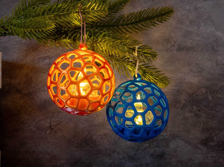 Игрушки новогодние с электронной свечкой