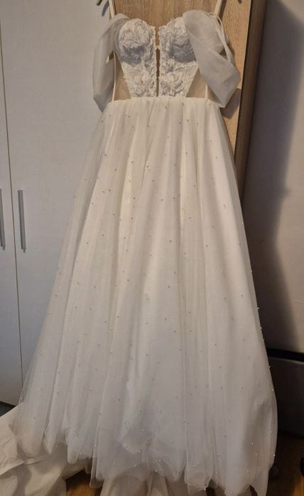 Rochie mireasa nepurtata