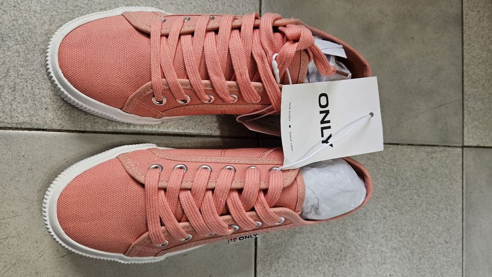 Only дамски кецове