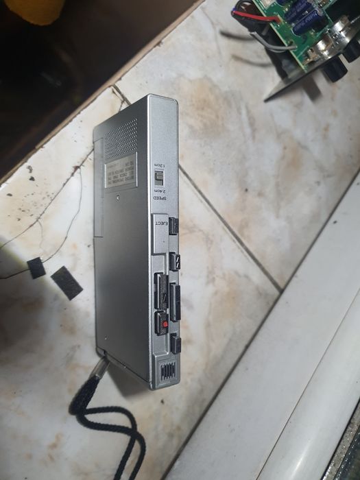 vand micro casete sony m400