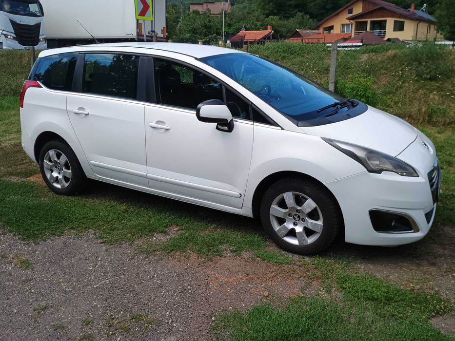 Peugeot 5008 an 2015