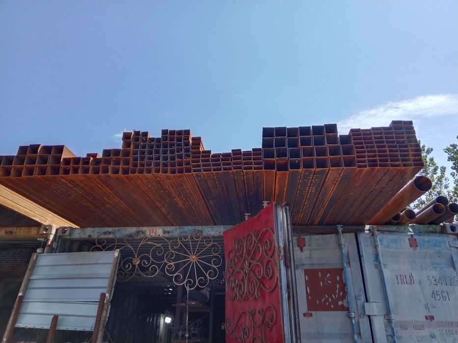 Профлист и металлы сетки доски